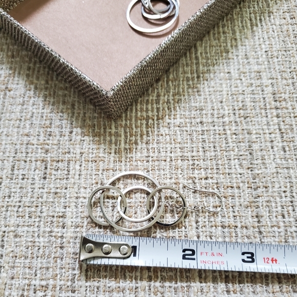 14k White Gold Circle Dangle Earrings - Picture 4 of 11